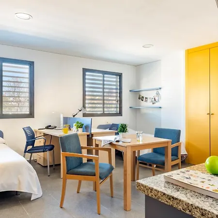 Micampus Estanislao Del Campo, Student Apartment
