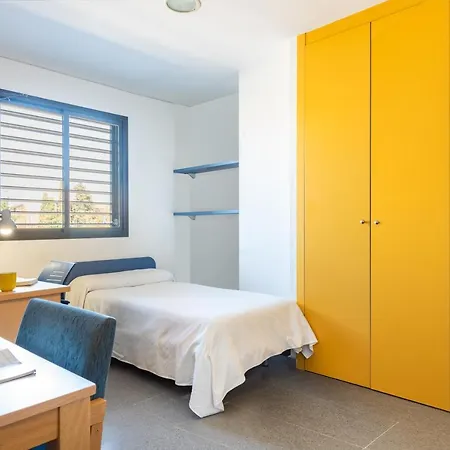 Apartment Micampus Estanislao Del Campo, Student *
