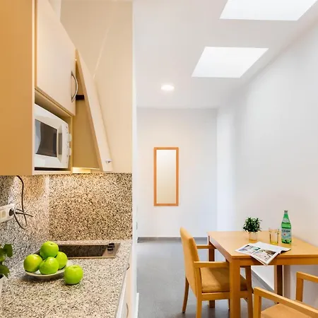 Micampus Estanislao Del Campo, Student Appartement