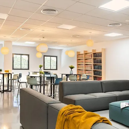 Appartement Micampus Estanislao Del Campo, Student